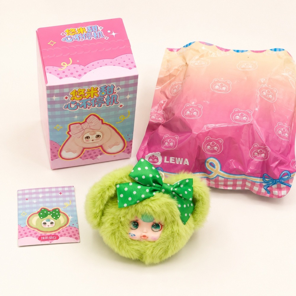 Yumi Matcha Sweetheart Green Plush Pendant Lewa Blind Box Figure with‎ Card Box